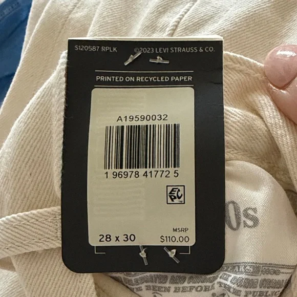 Levi’s 501 - 90s Women’s Jean - Ecru White 28x30 - Picture 4 of 4